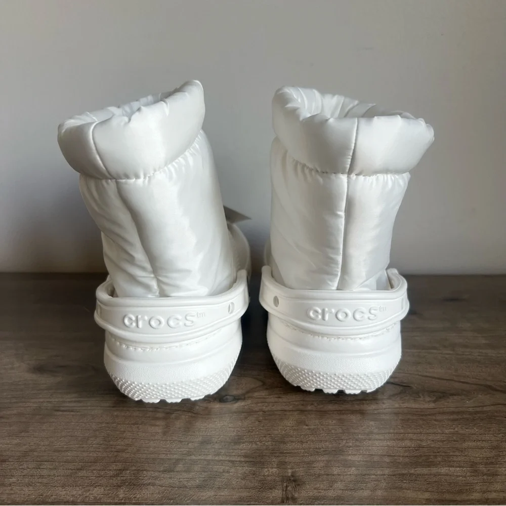 Crocs NEW Unisex Classic Lined Neo Puff White Boot Size 7 or 5 #367